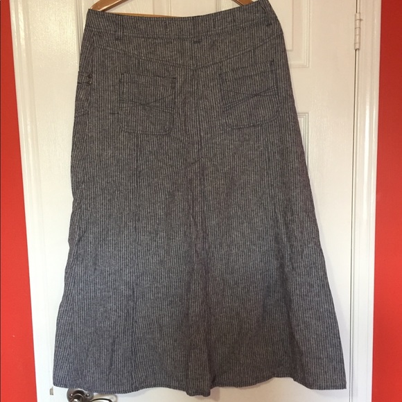 Lenin Blend Skirt - Picture 3 of 8